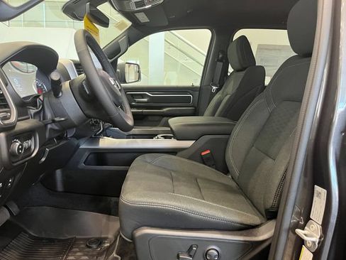 New 2026 RAM 1500 Big Horn AWD/4WD image 34