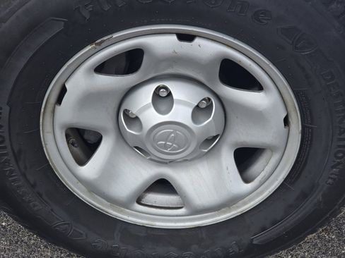 Used 2023 Toyota Tacoma SR AWD/4WD image 7