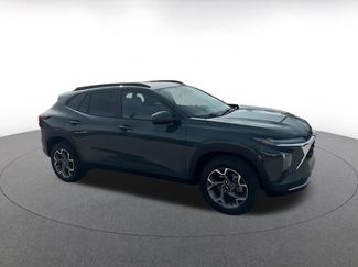 Used 2025 Chevrolet Trax LT video 2