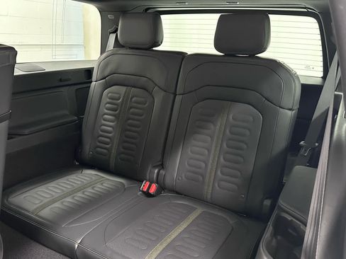 Used 2026 Rivian R1S Adventure image 17