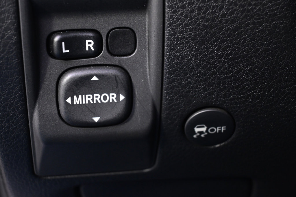 Used 2012 Subaru Forester 2.5X Limited AWD/4WD image 22