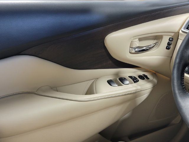 Used 2019 Nissan Murano Platinum AWD/4WD image 23