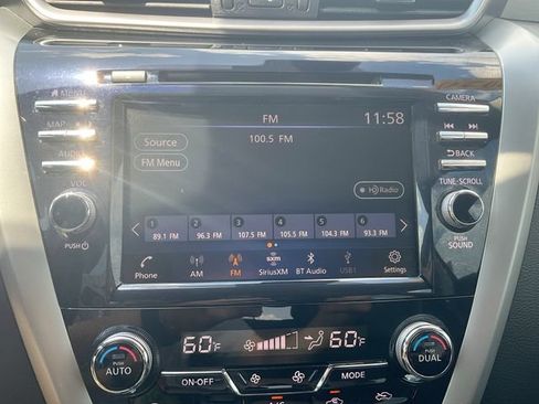 Used 2020 Nissan Murano SL w/ Moonroof Package AWD/4WD image 14