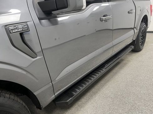 Used 2021 Ford F150 Lariat image 12