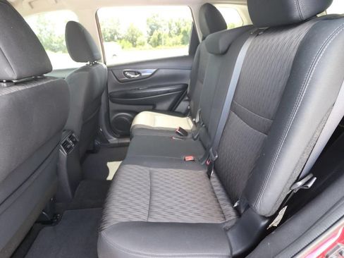 Used 2018 Nissan Rogue SV FWD image 9