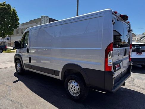 Used 2015 RAM ProMaster 1500 w/ Mopar Trailer Tow Group FWD image 4