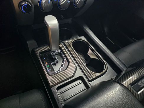 Used 2018 Toyota Tundra Limited image 34