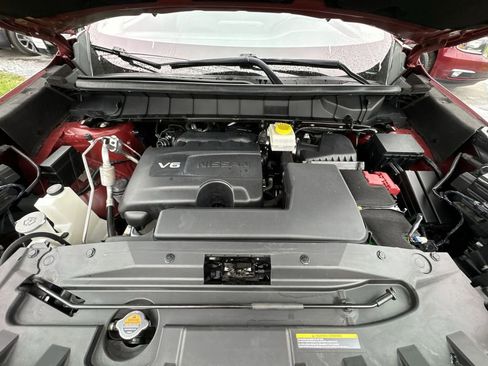 Used 2022 Nissan Pathfinder SL w/ SL Black Package AWD/4WD image 25
