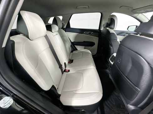 Used 2023 Kia Sportage EX AWD/4WD image 28
