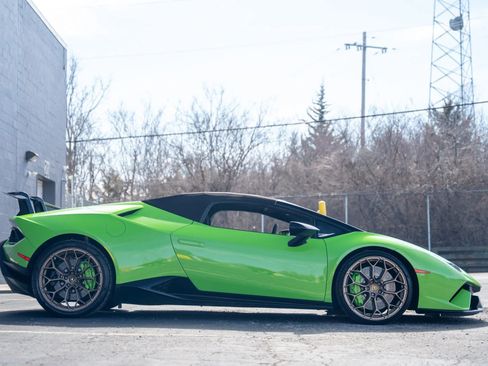 Used 2019 Lamborghini Huracan Performante image 5