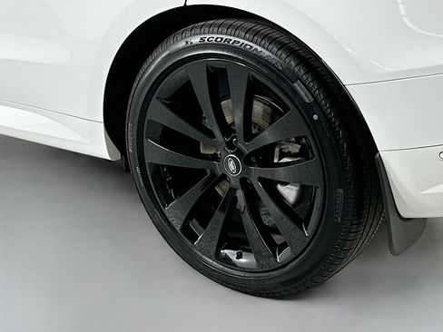 Certified 2025 Land Rover Range Rover Sport Dynamic SE image 22