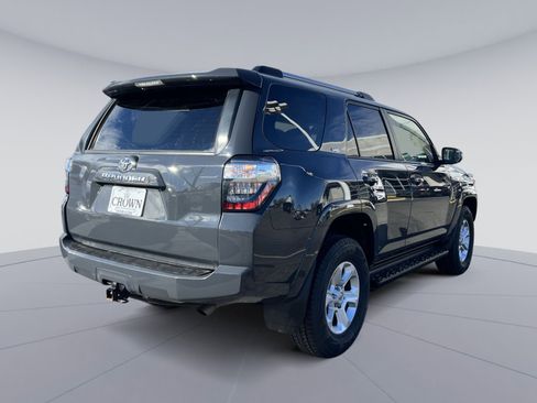 Used 2024 Toyota 4Runner SR5 Premium image 9