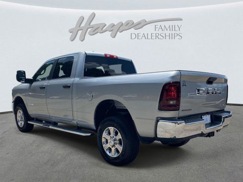 Used 2026 RAM 2500 Big Horn AWD/4WD image 8
