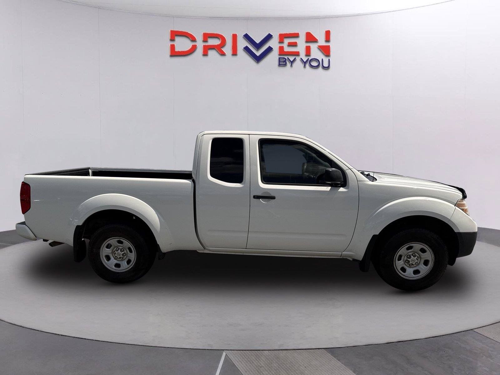 Used 2019 Nissan Frontier S RWD image 3