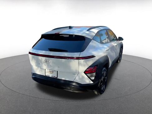 Used 2025 Hyundai Kona SEL image 14