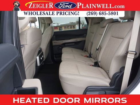 Used 2024 Ford Expedition XLT image 12