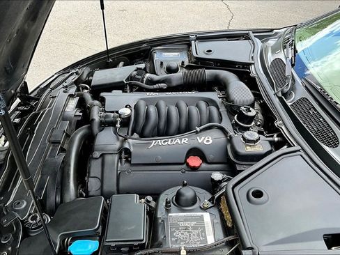 Used 1998 Jaguar XK8 Convertible RWD image 27