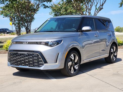 New 2025 Kia Soul GT-Line image 2