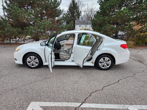 Used 2012 Subaru Legacy 2.5i image 30
