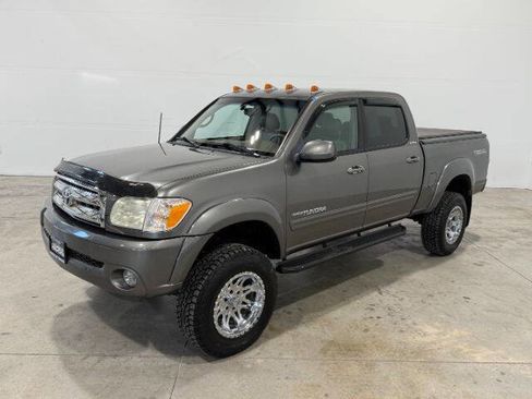 Used 2005 Toyota Tundra Limited image 2