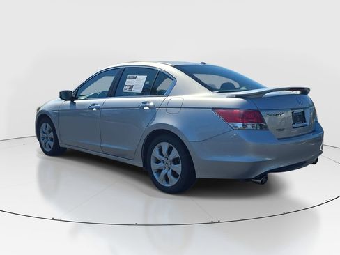 Used 2010 Honda Accord EX-L image 7