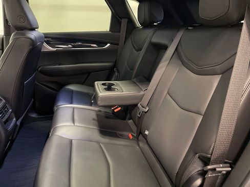 Used 2025 Cadillac XT5 Premium Luxury image 23