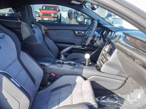 Used 2020 Ford Mustang Shelby GT350 w/ Technology Package image 17