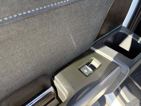 Used 2023 Ford F350 Lariat w/ Lariat Ultimate Package image 40