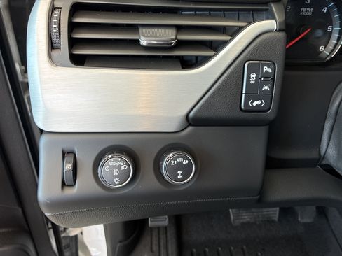 Used 2020 GMC Yukon SLT AWD/4WD image 21