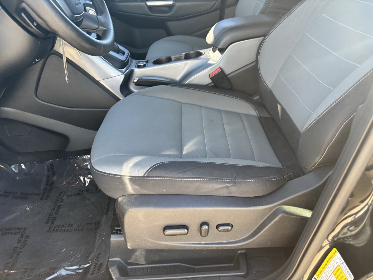 Used 2015 Ford Escape SE w/ Equipment Group 201A AWD/4WD image 18