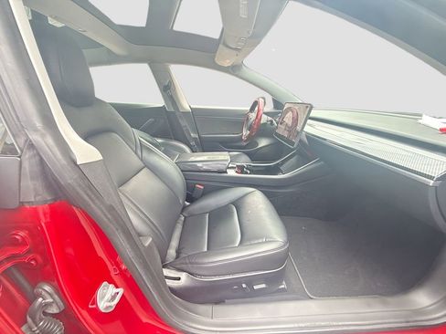 Used 2020 Tesla Model 3 Standard Range RWD image 31