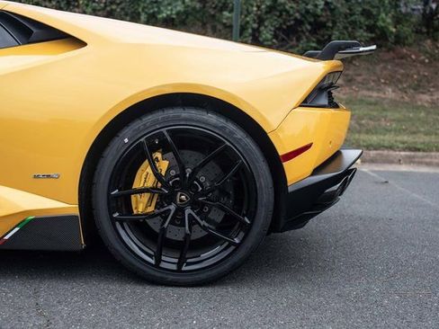 Used 2015 Lamborghini Huracan LP 610-4 image 35