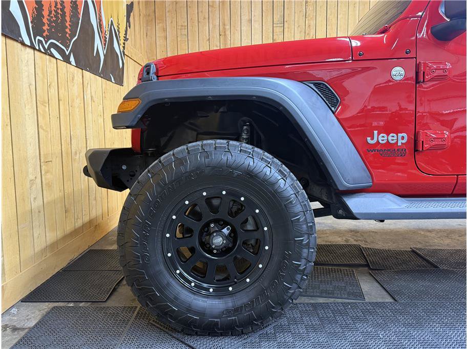 Used 2018 Jeep Wrangler Unlimited Sport S AWD/4WD image 10