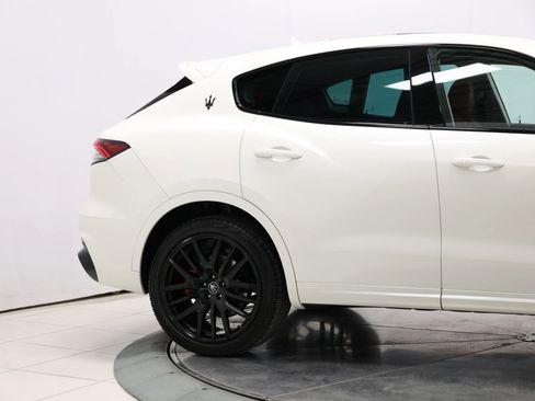 Used 2022 Maserati Levante Modena AWD/4WD image 68