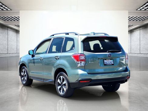 Used 2018 Subaru Forester 2.5i Limited AWD/4WD image 8