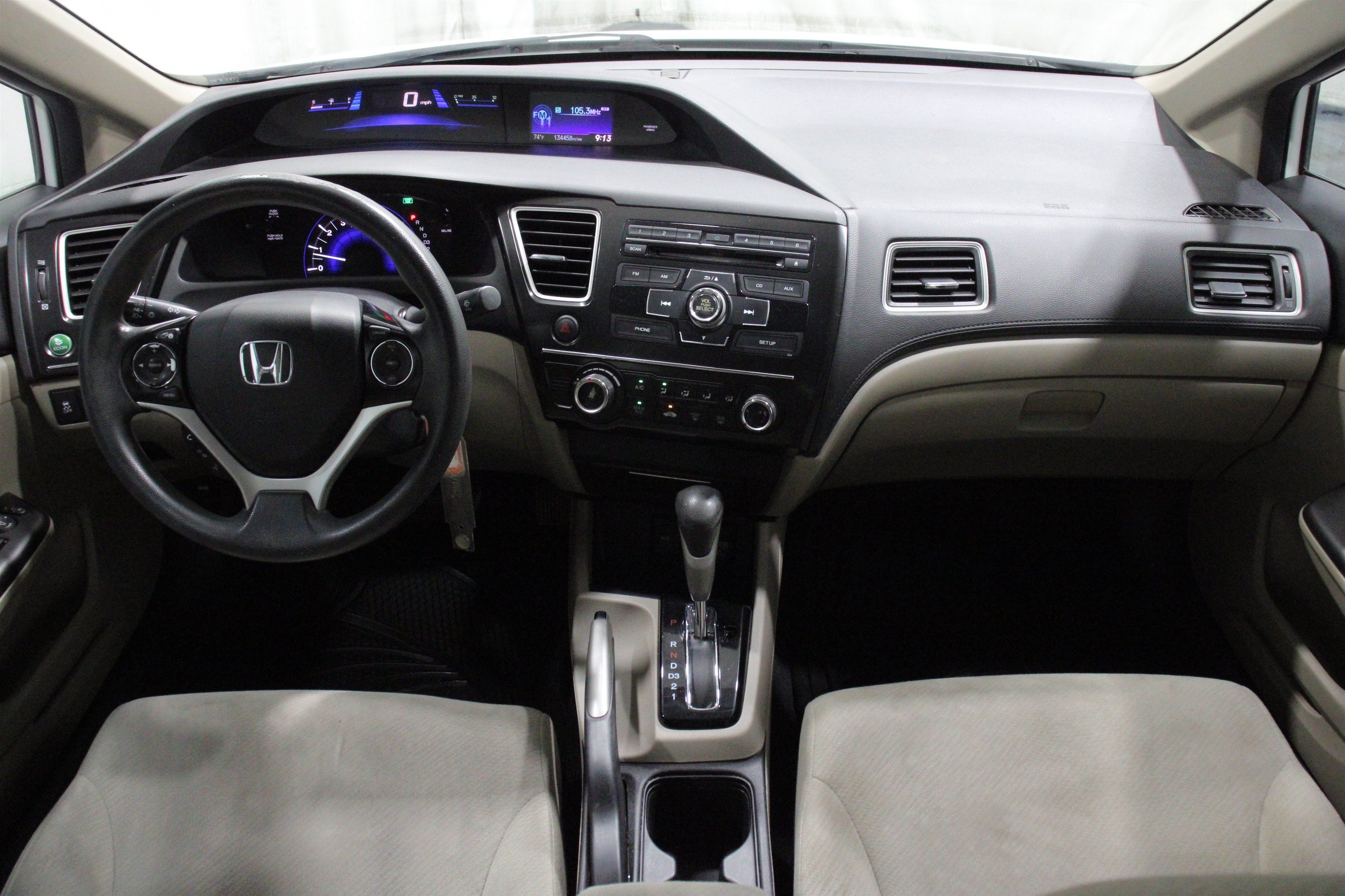 Used 2013 Honda Civic LX image 2