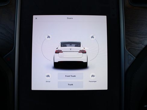 Used 2019 Tesla Model X Long Range image 13