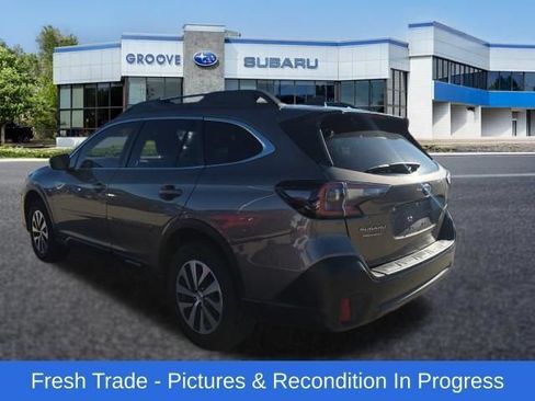 Certified 2022 Subaru Outback Premium AWD/4WD image 3