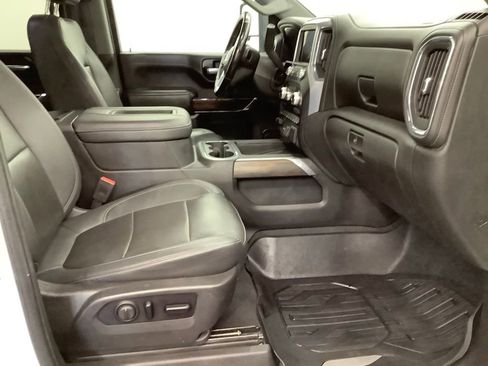Used 2021 GMC Sierra 2500 SLT w/ SLT Preferred Package AWD/4WD image 31