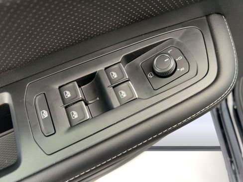 New 2026 Volkswagen Atlas SEL Premium R-Line AWD/4WD image 13