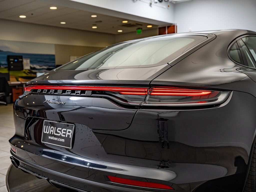 Certified 2023 Porsche Panamera Platinum Edition RWD image 18