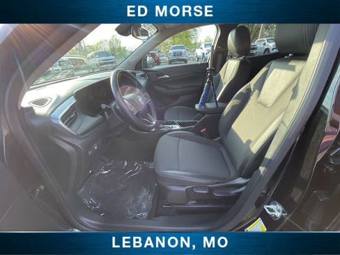 Used 2025 Buick Encore GX Preferred AWD/4WD image 18