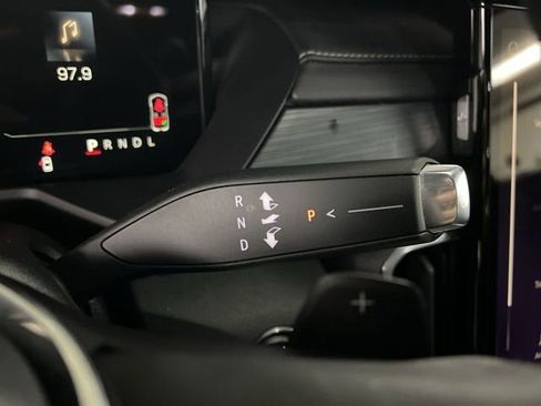 Certified 2025 GMC Acadia Elevation image 16