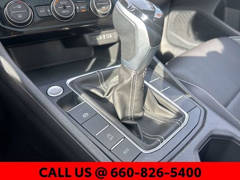 Used 2024 Volkswagen Jetta SE image 16