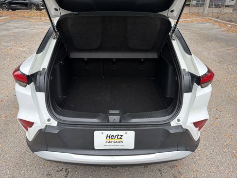 Used 2025 Buick Envista Preferred image 27