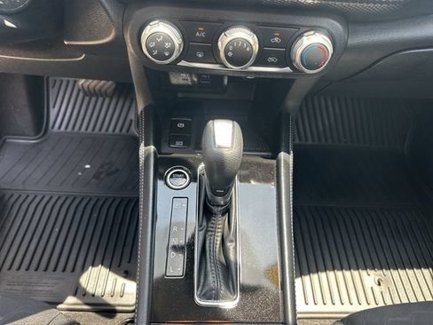 Used 2023 Nissan Kicks SV FWD image 20