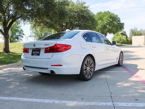 Used 2019 BMW 530i RWD image 7