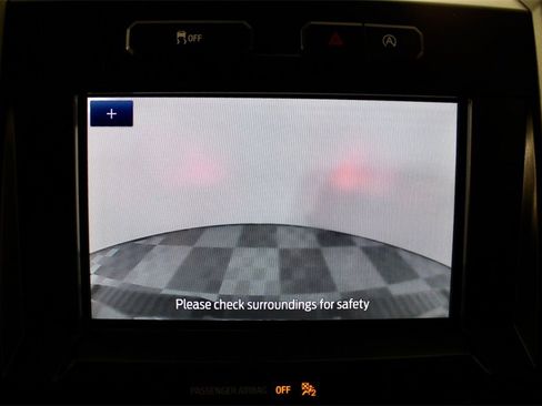 Used 2020 Ford F150 XLT image 21