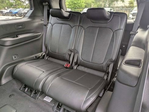 New 2026 Jeep Grand Cherokee L Limited AWD/4WD image 15