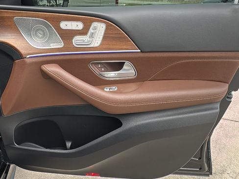 Used 2024 Mercedes-Benz GLS 450 GLS 450 image 31